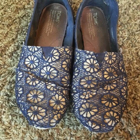 Toms size 7 bundle - Picture 2 of 6